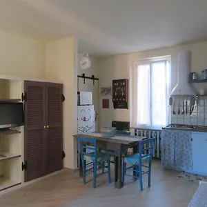 https://un-letto-nel-cortile.it-lombardy.com